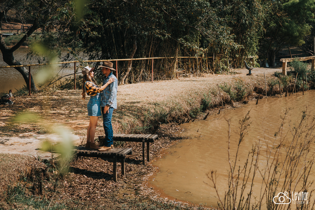 Ensaio Pré-Wedding Country| Fernanda Karen & Altieres | Hotel Fazenda Sete Lagos - Guaratinguetá / SP