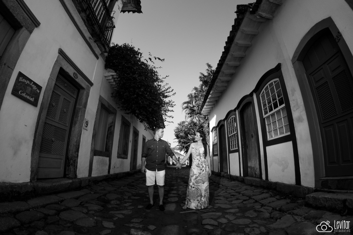 Ensaio Pré Wedding em Paraty/RJ - Thaíse & Júlio | Levitar Fotografia