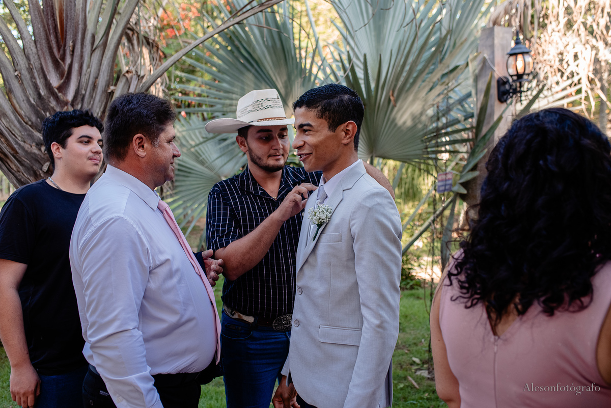 Casamento-na-Chácara-Cerradu's- Sinop-MT-aleson-fotografo-fotografo-em-sinop-casamentos-fotografiade-casal-noivas-vestidos-de-noivas-