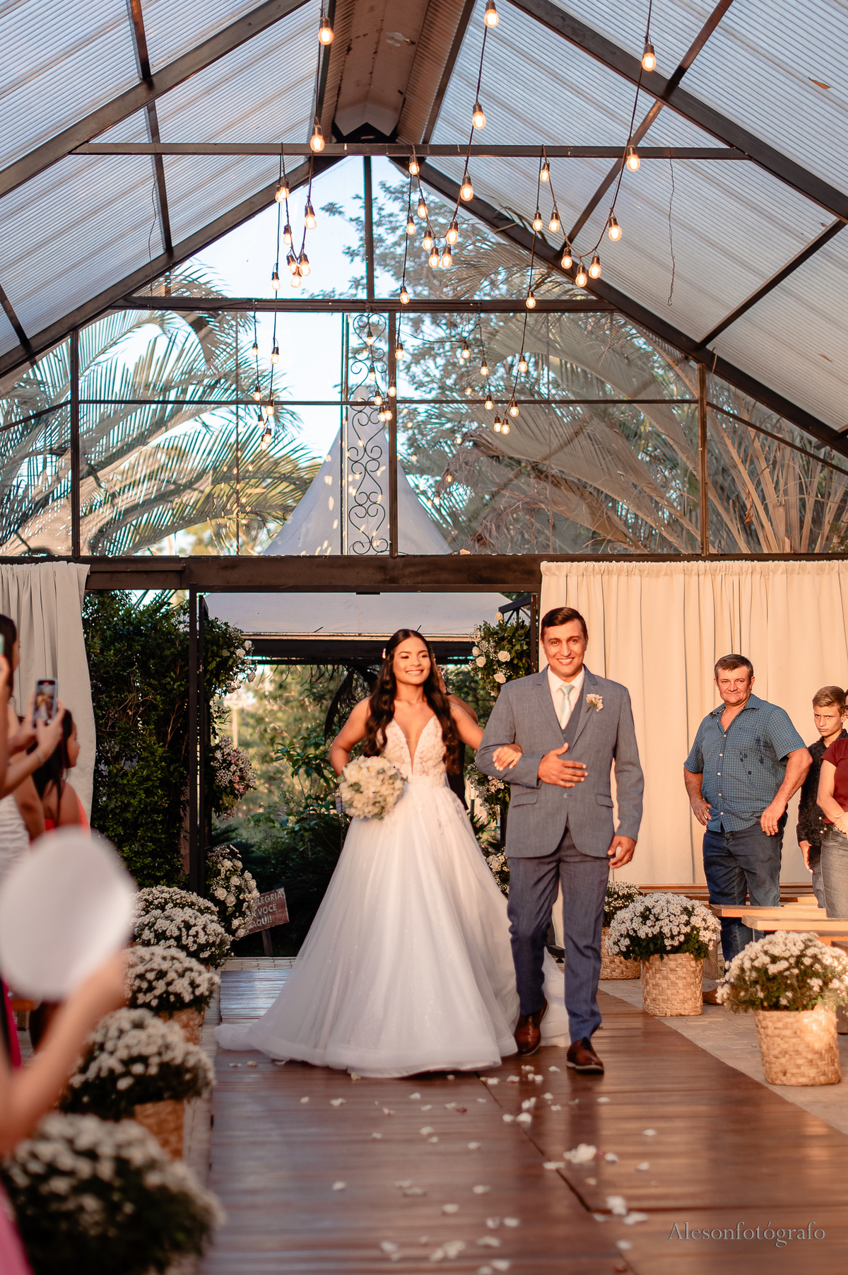 Casamento-na-Chácara-Cerradu's- Sinop-MT-aleson-fotografo-fotografo-em-sinop-casamentos-fotografiade-casal-noivas-vestidos-de-noivas-