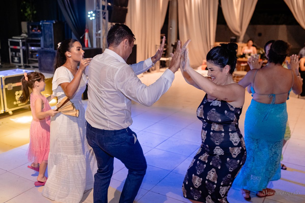 Casamento-na-Chácara-Cerradu's- Sinop-MT-aleson-fotografo-fotografo-em-sinop-casamentos-fotografiade-casal-noivas-vestidos-de-noivas-