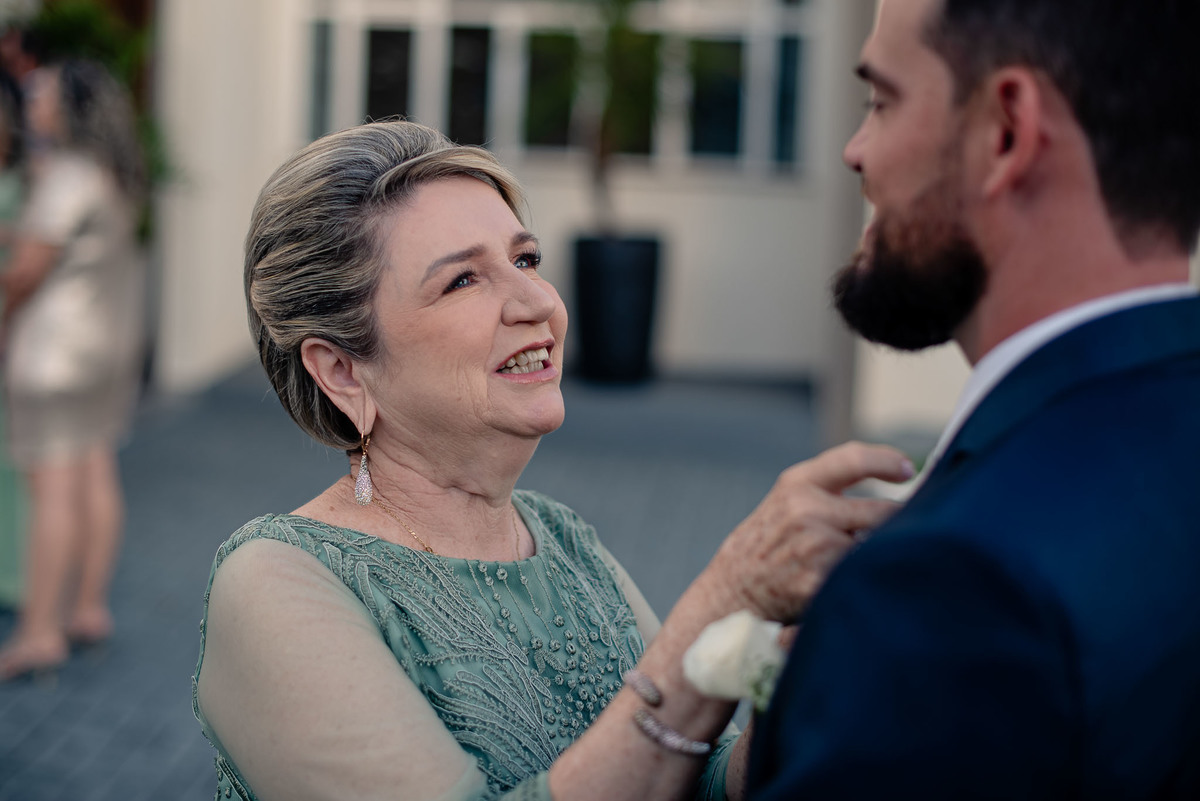 Fotografo-em-lucas-do-rio-verde-melhor-fotografo-em-lucas-fotografo-de-casamento-em-luvas-do-rio-verde-noivos-lucas-pre-weddingCasamento de Hillary e João Pedro-sued-noivas-kelly-grisa-