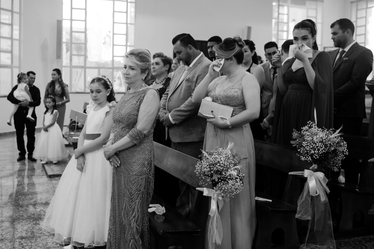 Fotografo-em-lucas-do-rio-verde-melhor-fotografo-em-lucas-fotografo-de-casamento-em-luvas-do-rio-verde-noivos-lucas-pre-weddingCasamento de Hillary e João Pedro-sued-noivas-kelly-grisa-