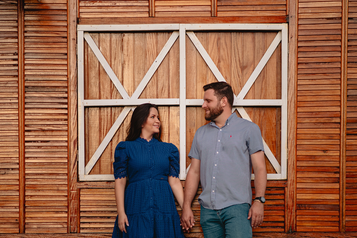fotos-de-pre-casamento-juara-sinop-fotografo-de-casamento-melhor-fotografo-ensaio-minimalista-ensaio-de-casal-vintage-