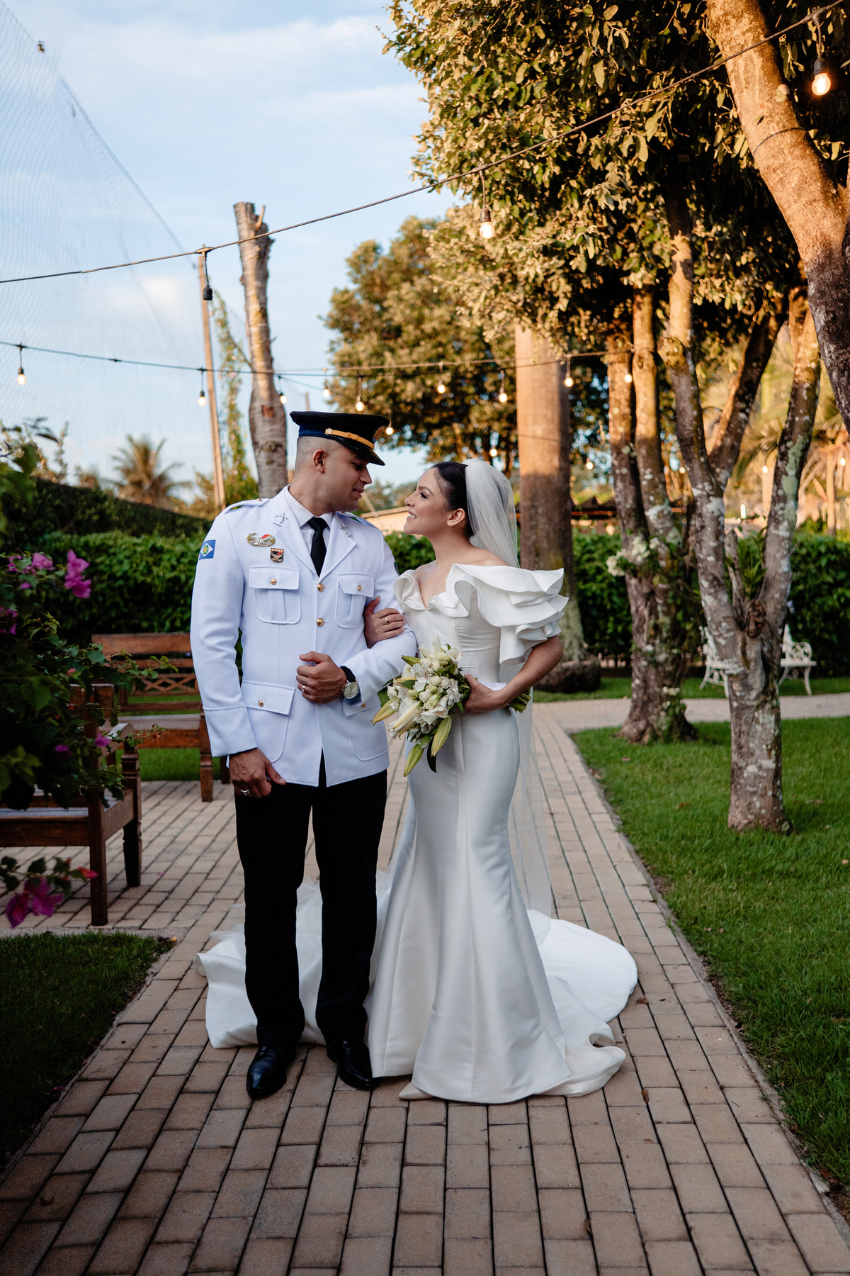 vestido-de-noivas-sinop-rosania-bellei-estilista-rosania-bellei-sinop-noivas-fotografos-de-noivas-sinop
