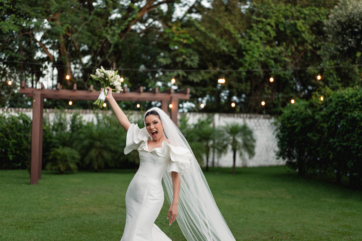 vestido-de-noivas-sinop-rosania-bellei-estilista-rosania-bellei-sinop-noivas-fotografos-de-noivas-sinop