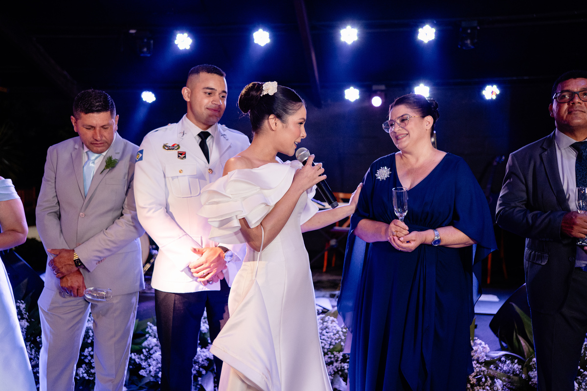 vestido-de-noivas-sinop-rosania-bellei-estilista-rosania-bellei-sinop-noivas-fotografos-de-noivas-sinop