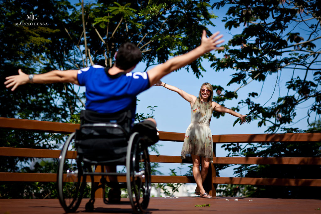 Pre-Wedding com atleta paralímpico no Parque Penhasco Dois Irmãos, Leblon, Rio de Janeiro, RJ, por Márcio Lessa | Fotografia