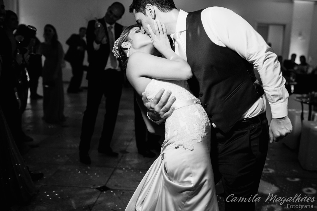 casal apaixonado casamento Camila Magalhães Fotografia