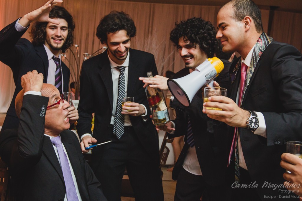 corte da gravata casamento Camila Magalhães Fotografia