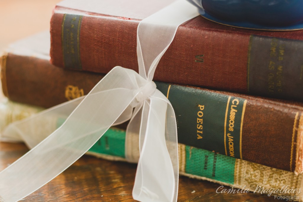 decor com livros camila magalhães Fotografia