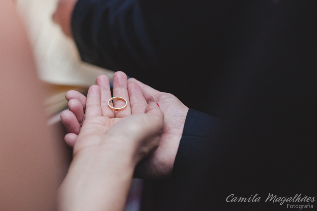 alianças fotografias emocionantes de casamento camila magalhaes