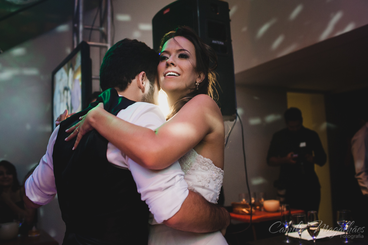 Casal animado Academia Mineira de letras