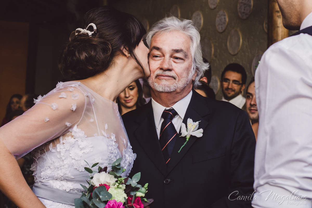 noiva com pai camila magalhaes fotografia