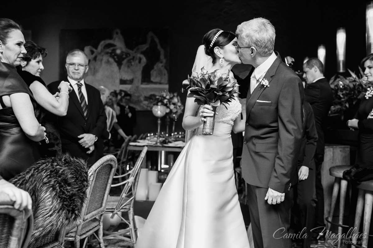 beijo do casal fotografia