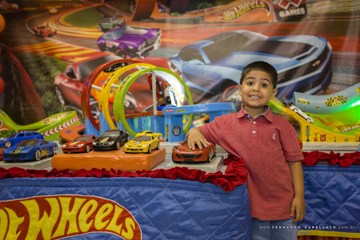 Aniversário infantil | Buffet Zureta | Davi fazendo 5...