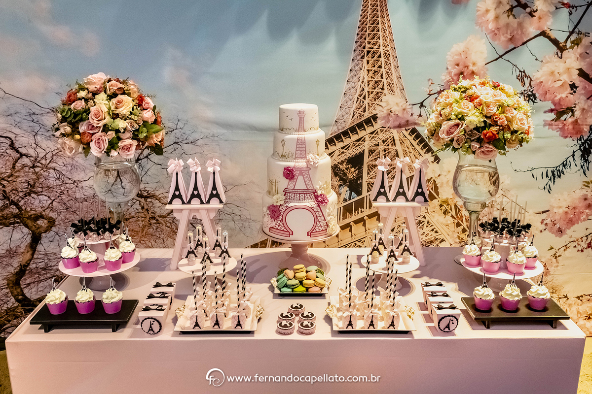 Festa de aniversário infantil da Nathalie Ferraz, a Tetê do Zoo da Zu, no Buffet Play Mini Golf, em São José dos Campos. Fornecedores: Decoração Nina Gutti, Casa de Festas, Yupie Filmes, Art em Scrap, Paulo Mágico, Turma do Tio Chico.