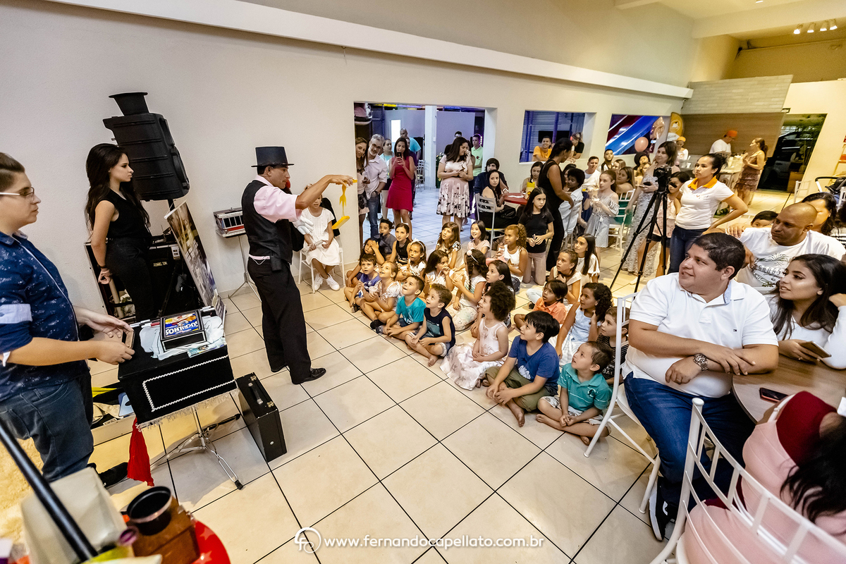 Festa de aniversário infantil da Nathalie Ferraz, a Tetê do Zoo da Zu, no Buffet Play Mini Golf, em São José dos Campos. Fornecedores: Decoração Nina Gutti, Casa de Festas, Yupie Filmes, Art em Scrap, Paulo Mágico, Turma do Tio Chico.