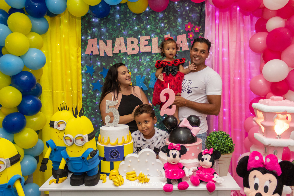 Aniversário.Anabella.Kaio.CaxiasdoSul.Minions.Minnie.Aniverduplo.Feliz Para Sempre Fotografia