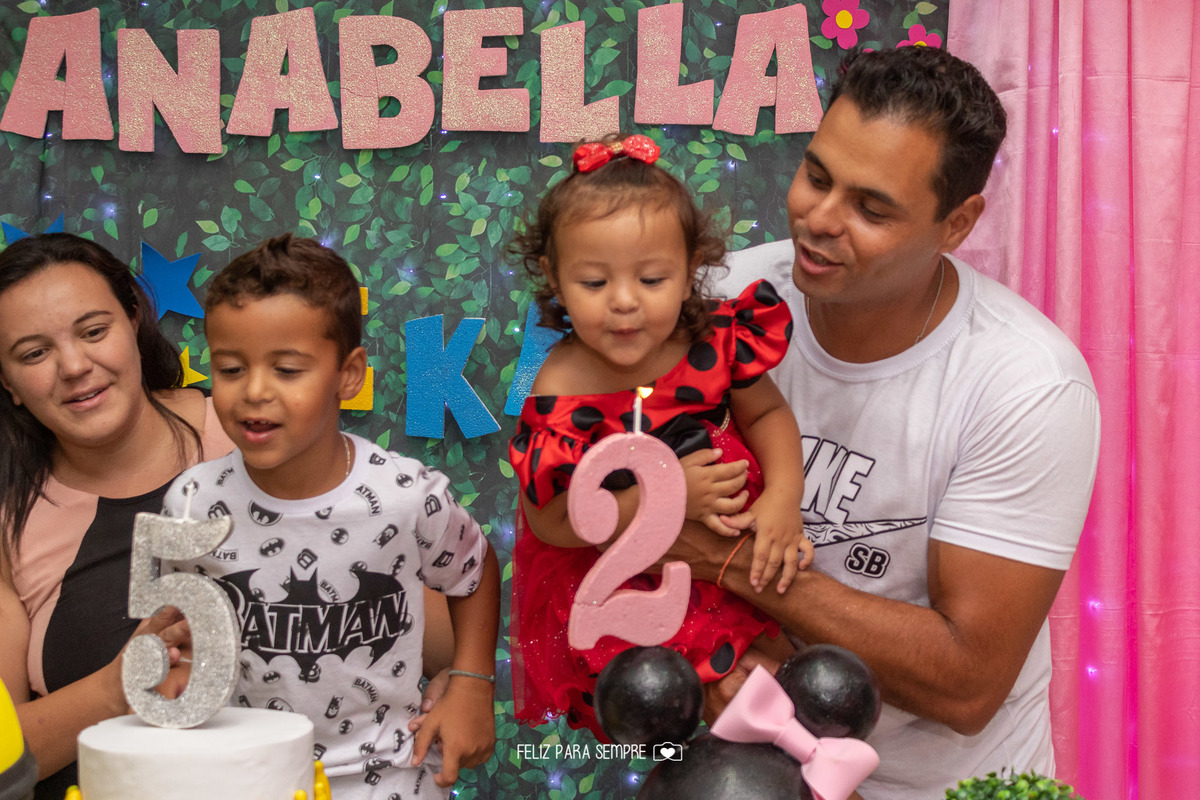 Aniversário.Anabella.Kaio.CaxiasdoSul.Minions.Minnie.Aniverduplo.Feliz Para Sempre Fotografia