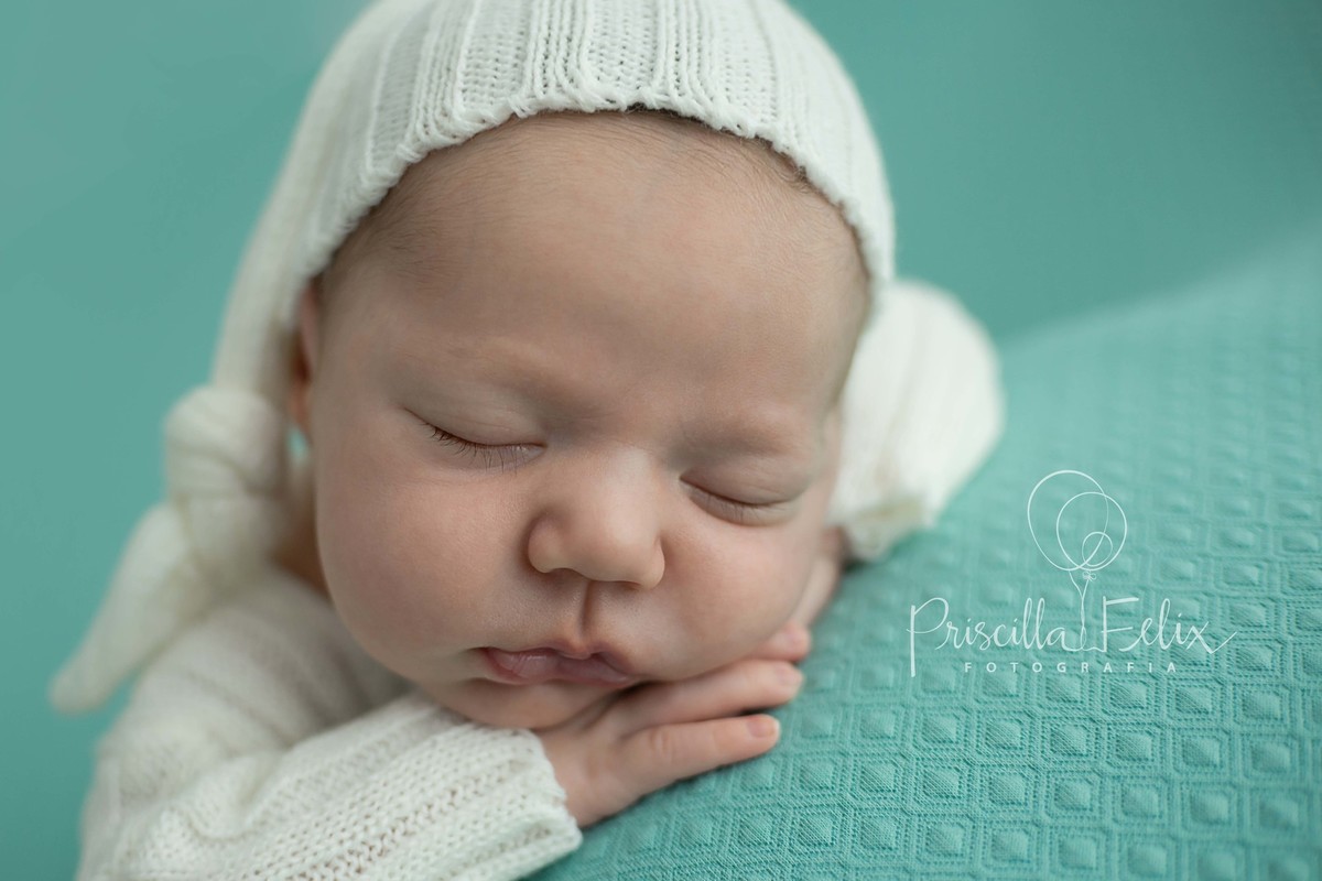 Ensaio newborn, Recém nascida em ensaio de fotos, fotografia newborn especializada, fotógrafa especialista em recém-nascido, fotografia newborn, fotografia de recém-nascido, recém-nascido são paulo, foto de bebê, fotografia de bebê