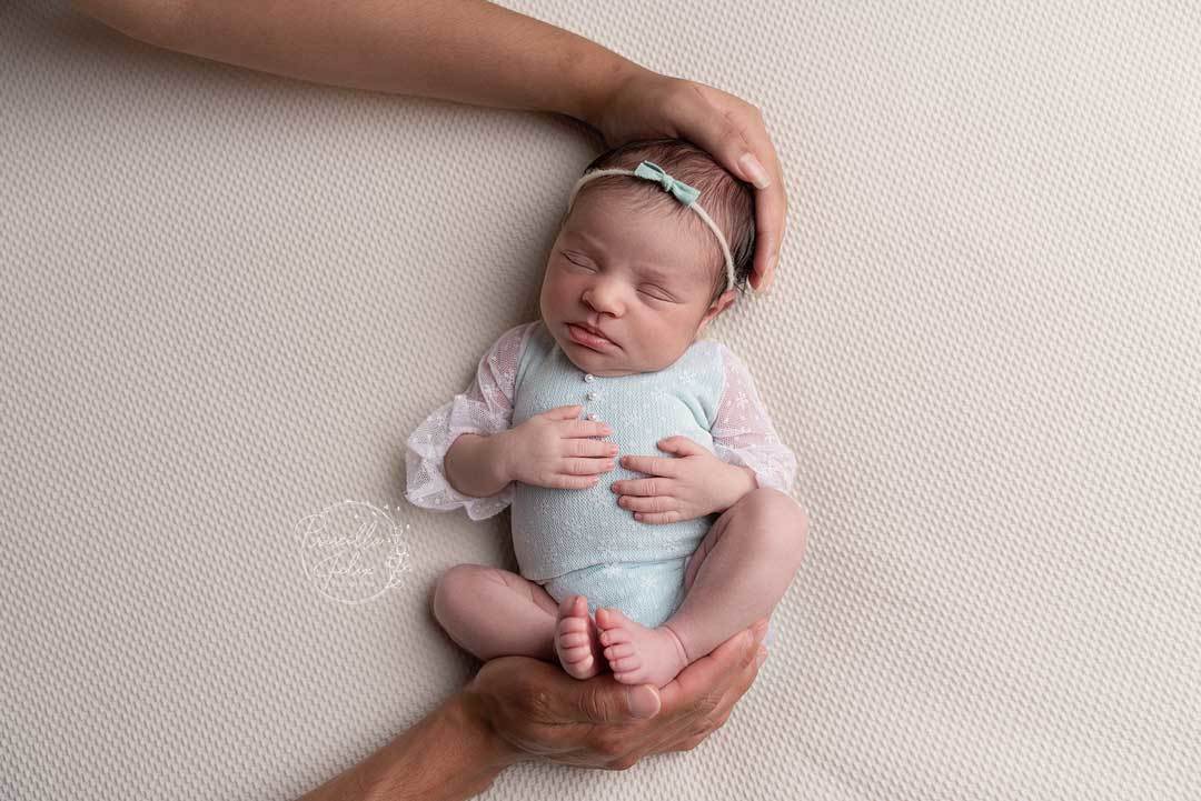 fotografia newborn feito pela enfermeira e fotógrafa especializada em recém-nascido Priscilla Felix