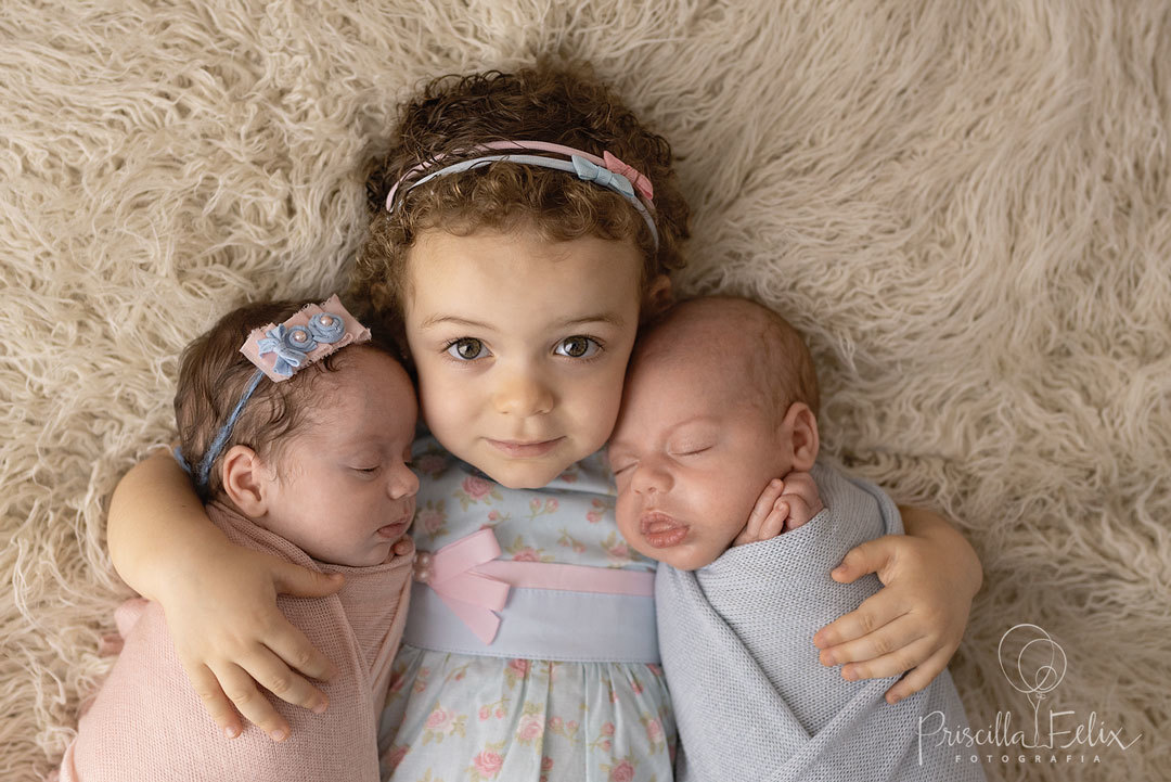 fotografia_especializada_newborn_gemeos_gemelares_sp_zona_oeste_Alto_de_Pinheiros_recem_nascido_Vila_Leopoldina_Priscilla_Felix
