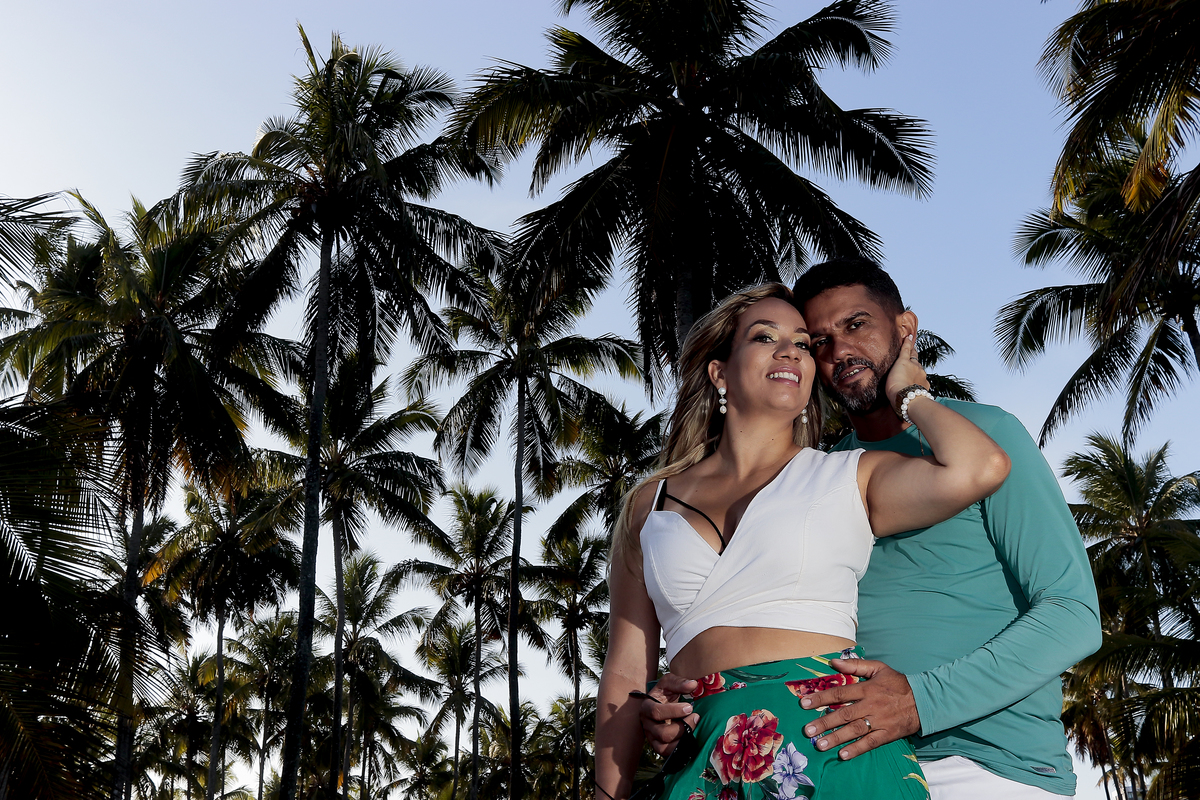 Ensaio Casal na Praia do Paiva - Foto Rebecca Torquato