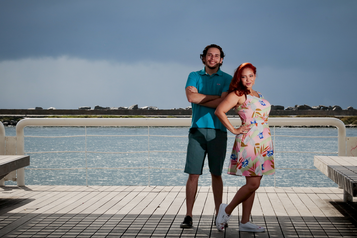 Ensaio de Casal - Noivos no Recife Antigo - Foto Rebecca Torquato