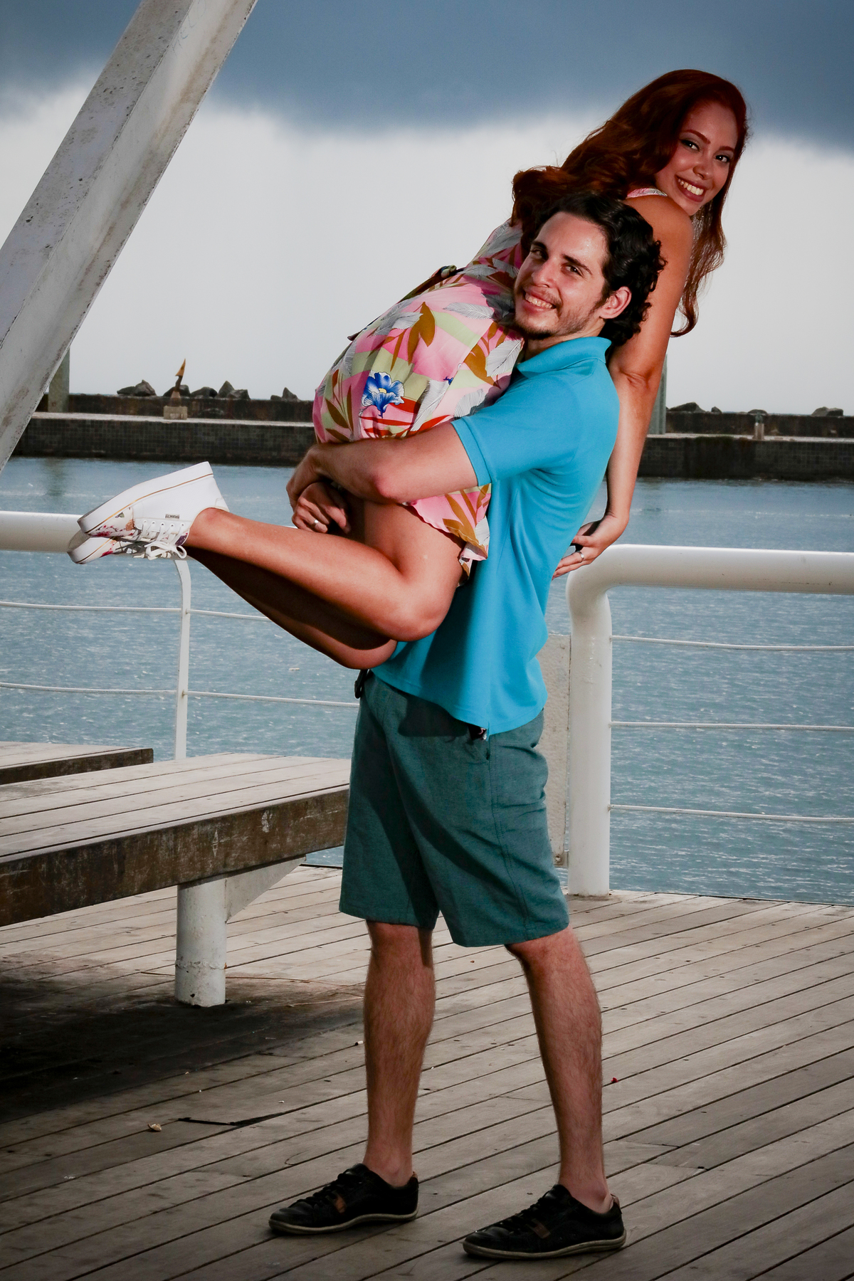 Ensaio de Casal - Noivos no Recife Antigo - Foto Rebecca Torquato