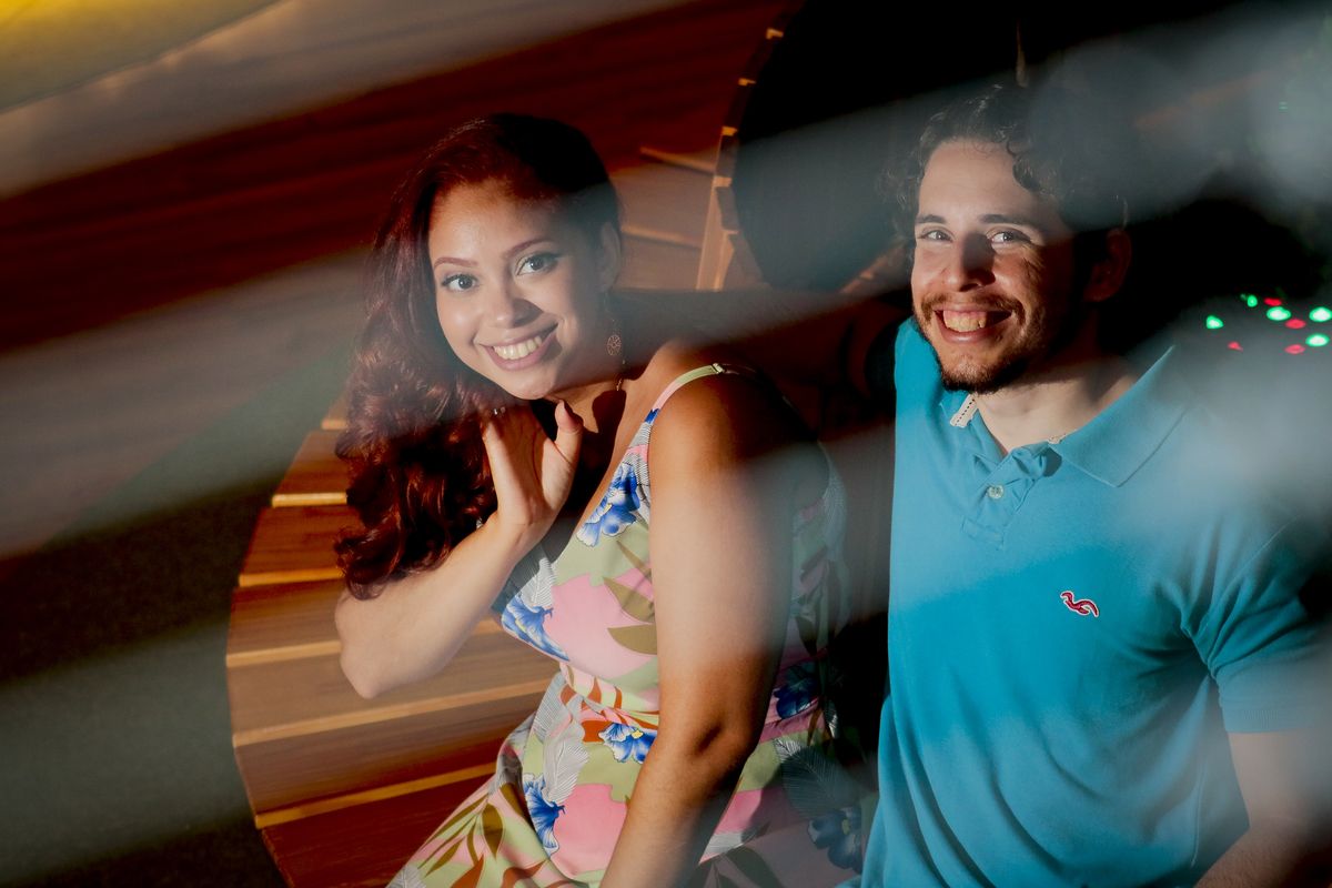 Ensaio de Casal - Noivos no Recife Antigo - Foto Rebecca Torquato