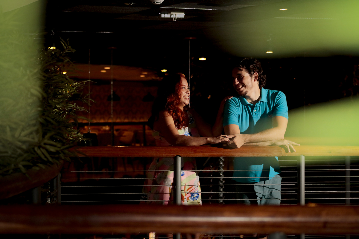 Ensaio de Casal - Noivos no Recife Antigo - Foto Rebecca Torquato