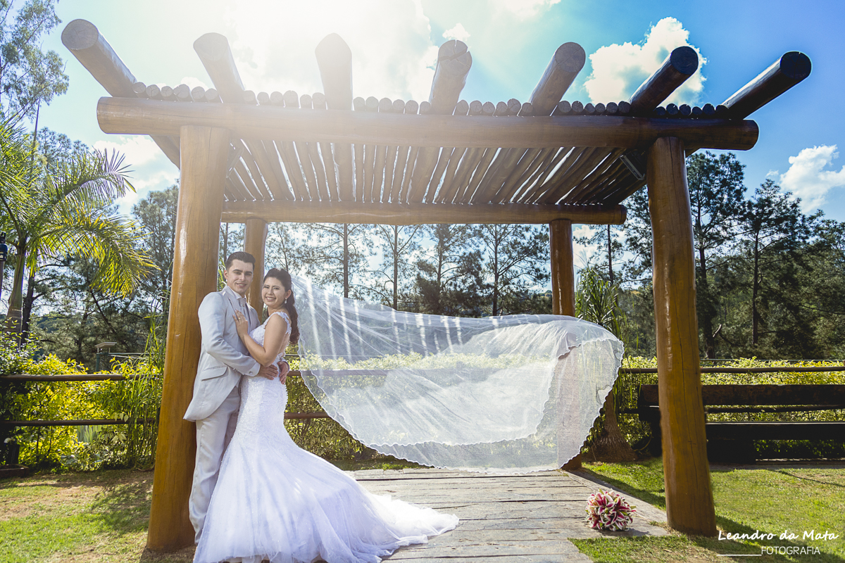 Ensaio externo dos Noivos