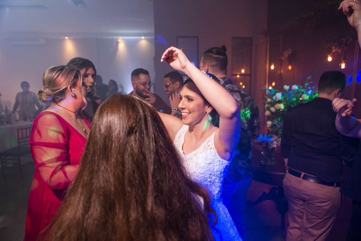 noiva dançando