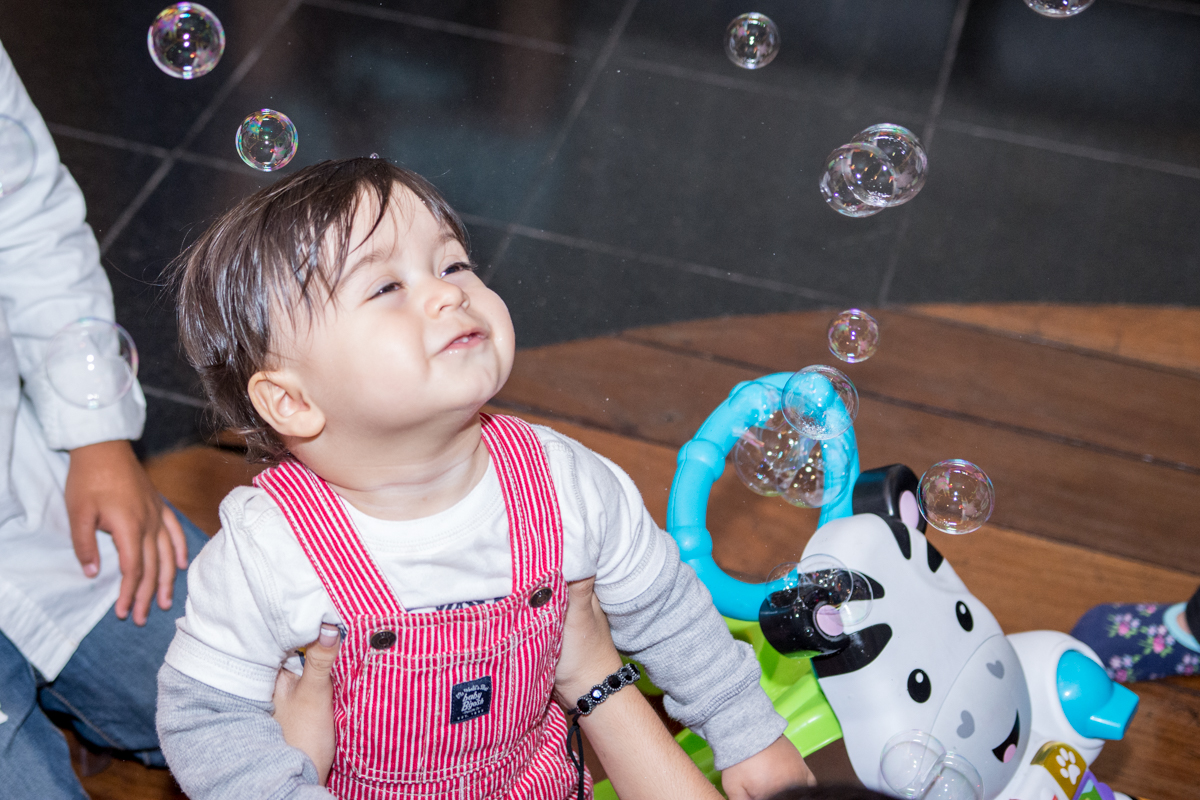fotos do fotógrafo Thiago Antunes RJ da festa de um ano do Raphael