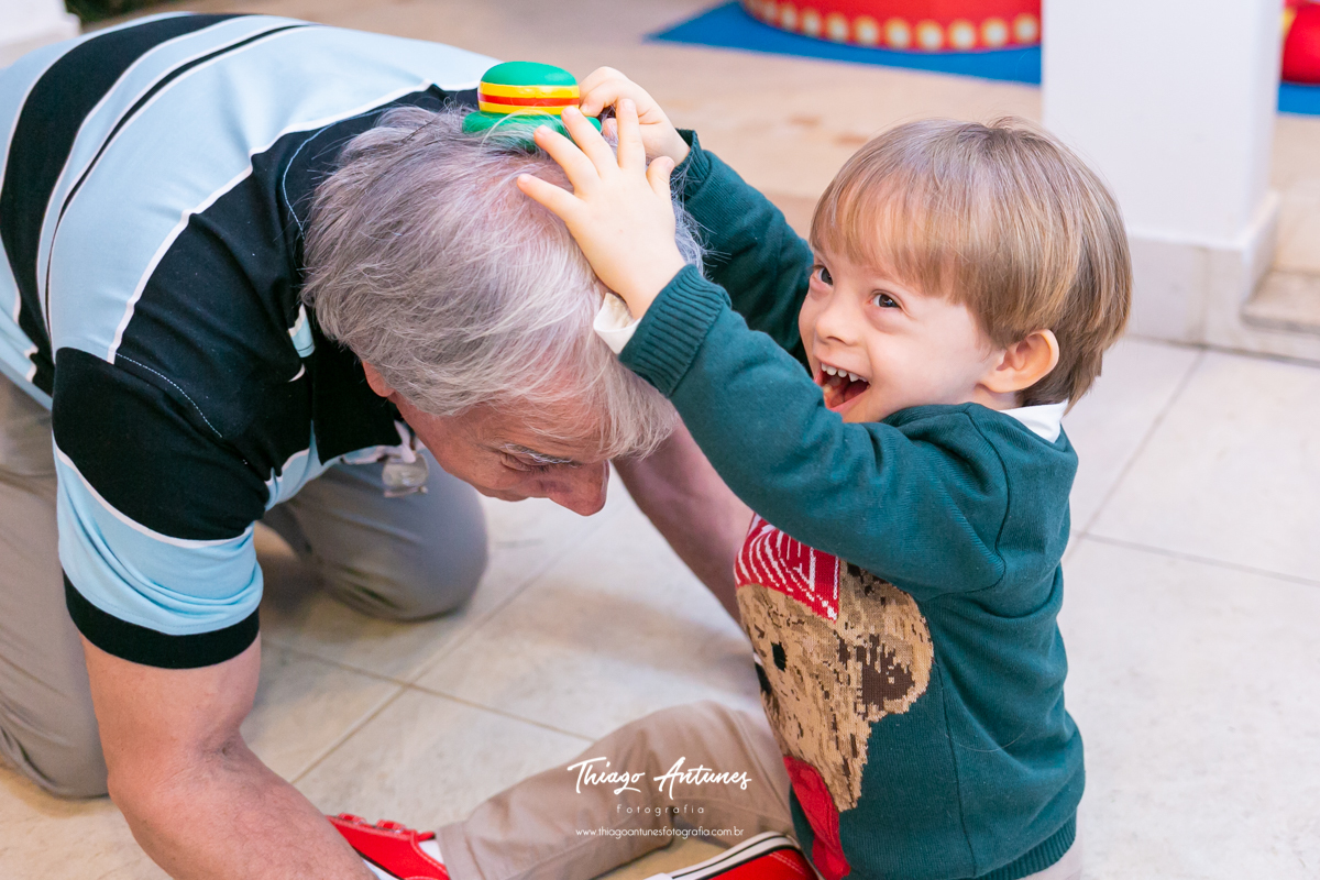 Festa infantil em casa - Lorenzo fez um ano - Vila da Penha, Rio de Janeiro - Tema infantil O Chefinho - Fotógrafo infantil Thiago Antunes