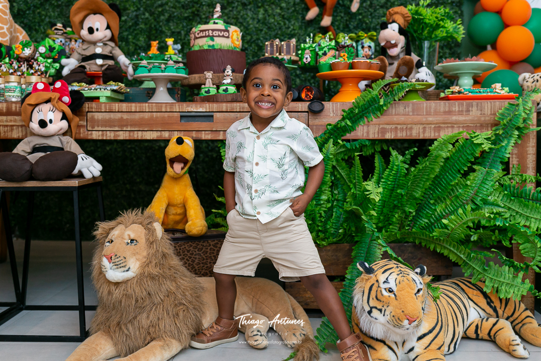 Festa infantil tema safari - Gustavo fez três anos - Botafogo Rio de Janeiro - Quintal Festas - Fotógrafo infantil Thiago Antunes