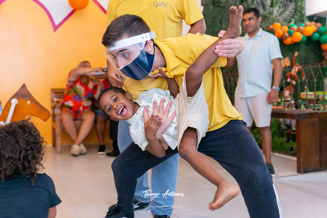 Festa infantil tema safari - Gustavo fez três anos - Botafogo Rio de Janeiro - Quintal Festas - Fotógrafo infantil Thiago Antunes