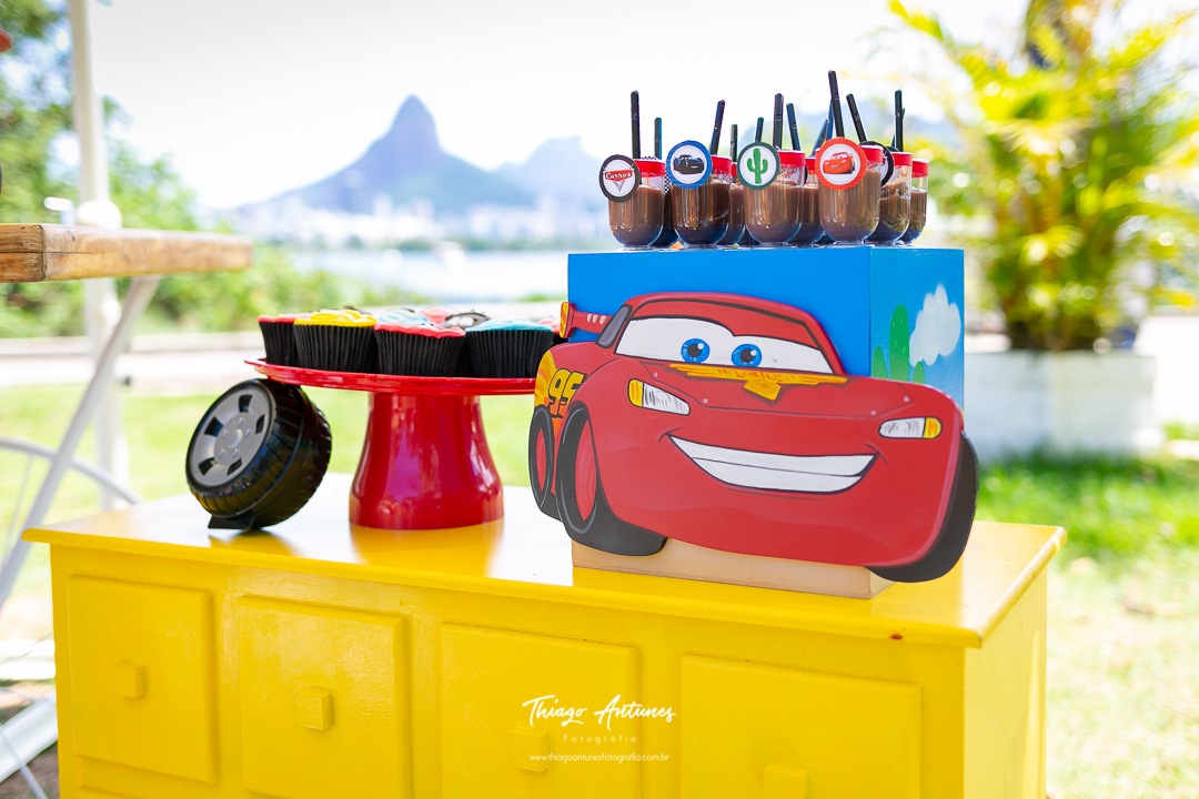 Festa infantil do Arthur de três anos - Lagoa Rodrigo de Freitas, Rio de Janeiro - Tema Carros - Fotógrafo infantil Thiago Antunes