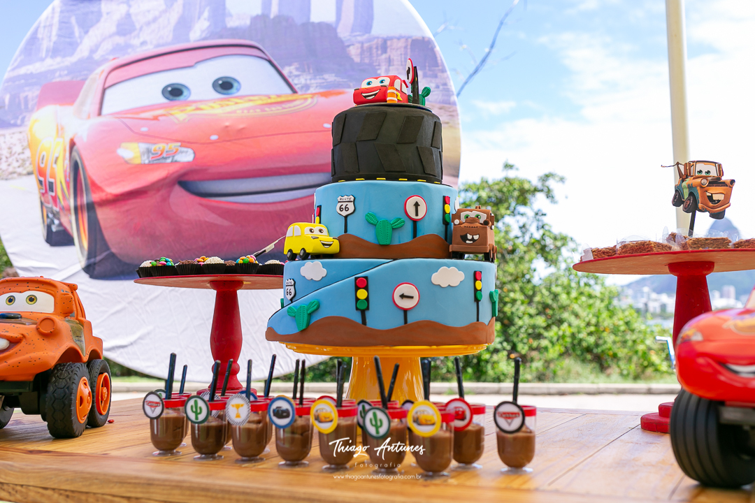 Festa infantil do Arthur de três anos - Lagoa Rodrigo de Freitas, Rio de Janeiro - Tema Carros - Fotógrafo infantil Thiago Antunes