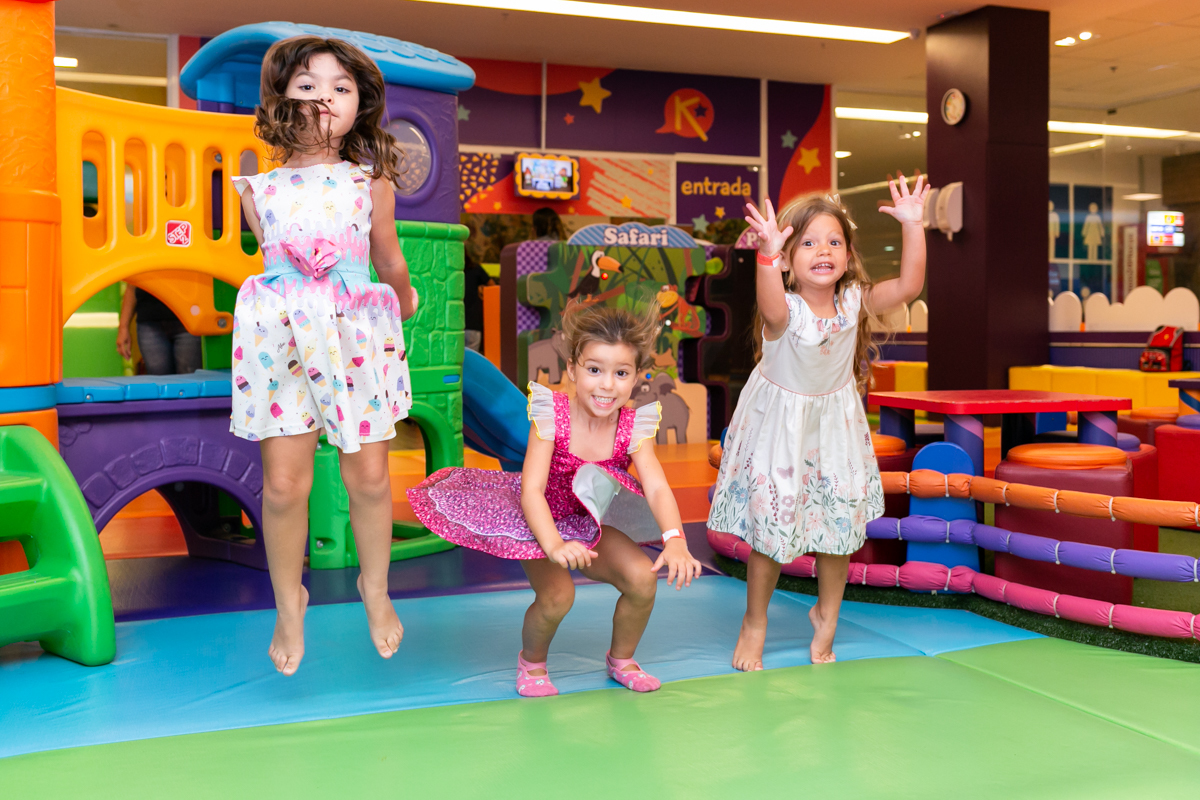 Festa infantil do tema LOL, Camila fez quatro anos, Barra da Tijuca, Rio de Janeiro - Fotógrafo infantil Thiago Antunes