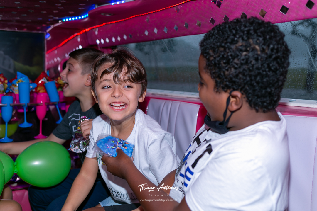 Henrique fez oito anos, festa infantil na Limusine - Niterói, Rio de Janeiro - Fotógrafo infantil Thiago Antunes