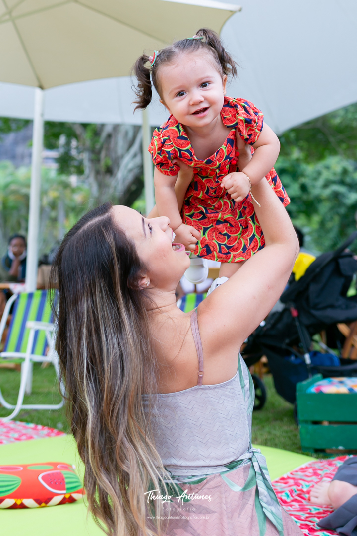 Festa da Lia de 1 ano - picnic pique nique - Lagoa Rodrigo de Freitas, Rio de Janeiro - Fotografo infantil Thiago Antunes em Rio de Janeiro