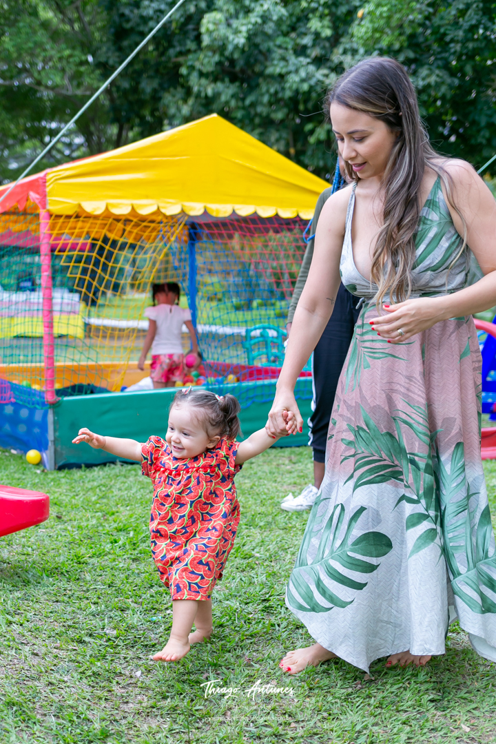 Festa da Lia de 1 ano - picnic pique nique - Lagoa Rodrigo de Freitas, Rio de Janeiro - Fotografo infantil Thiago Antunes em Rio de Janeiro