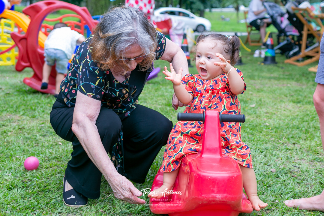 Festa da Lia de 1 ano - picnic pique nique - Lagoa Rodrigo de Freitas, Rio de Janeiro - Fotografo infantil Thiago Antunes em Rio de Janeiro