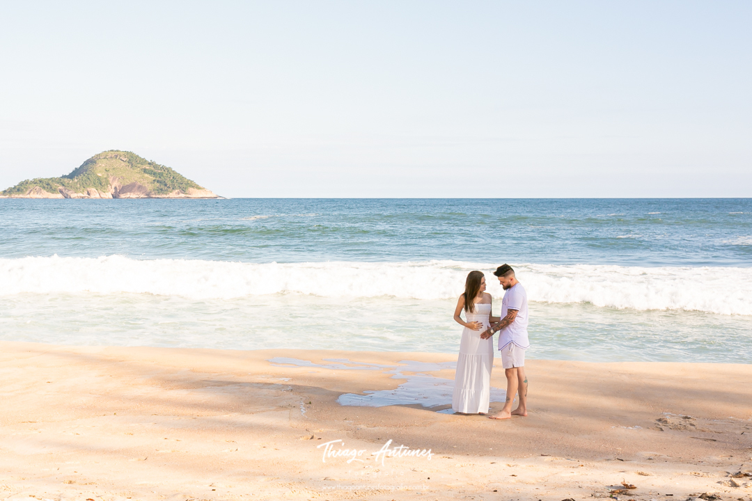 Ensaio gestante, revelação, ensaio família na praia, Fotógrafo Thiago Antunes em Rio de Janeiro
