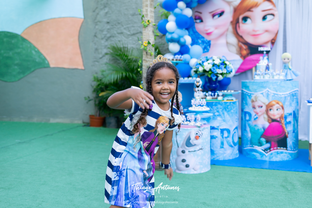 Festa da Milena de 5 ano - Brincadeiras no Quintal, Recreio, Rio de Janeiro - Fotografo infantil Thiago Antunes em Rio de Janeiro