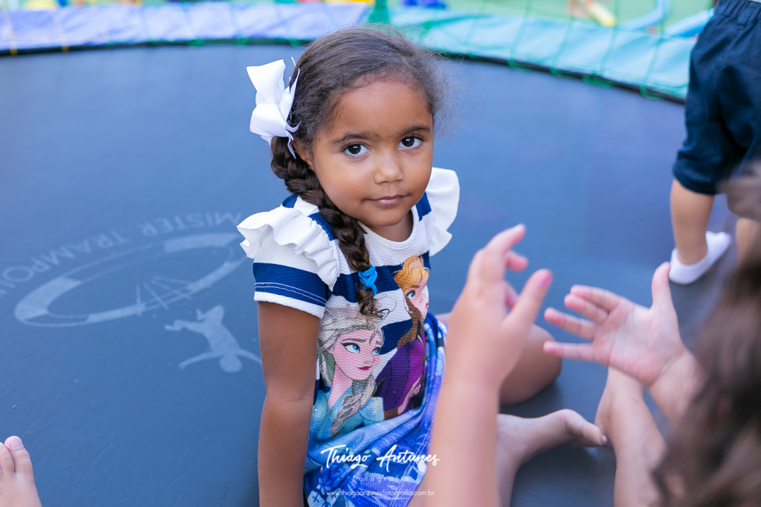 Festa da Milena de 5 ano - Brincadeiras no Quintal, Recreio, Rio de Janeiro - Fotografo infantil Thiago Antunes em Rio de Janeiro