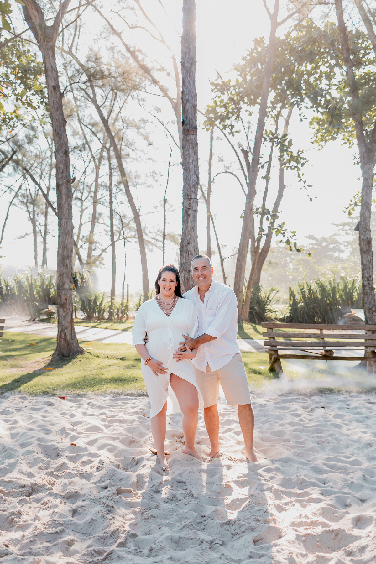 Ensaio de gestante na praia - Recreio, Rio de Janeiro - Fotógrafo de ensaios Thiago Antunes em Rio de Janeiro