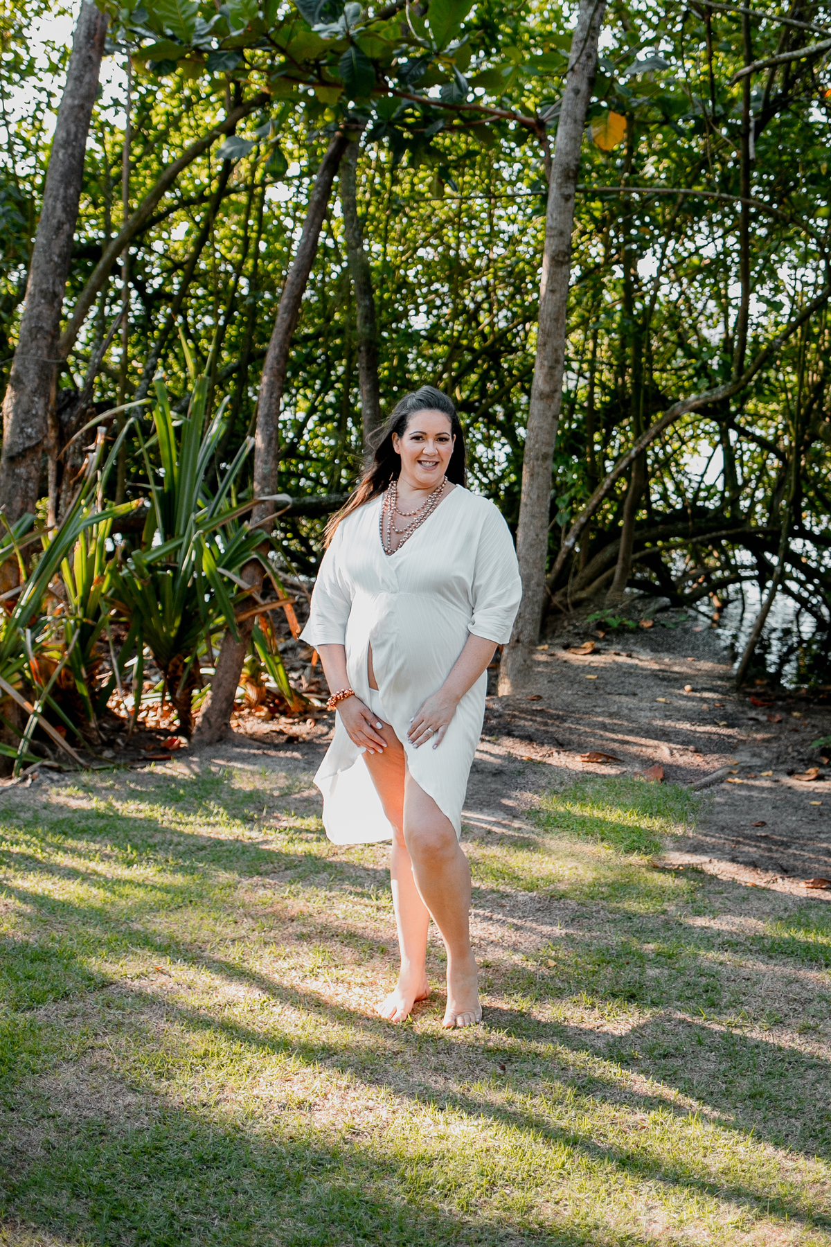 Ensaio de gestante na praia - Recreio, Rio de Janeiro - Fotógrafo de ensaios Thiago Antunes em Rio de Janeiro